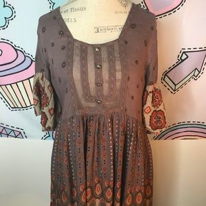 Patterned light brown dress w/ button/sheer detail